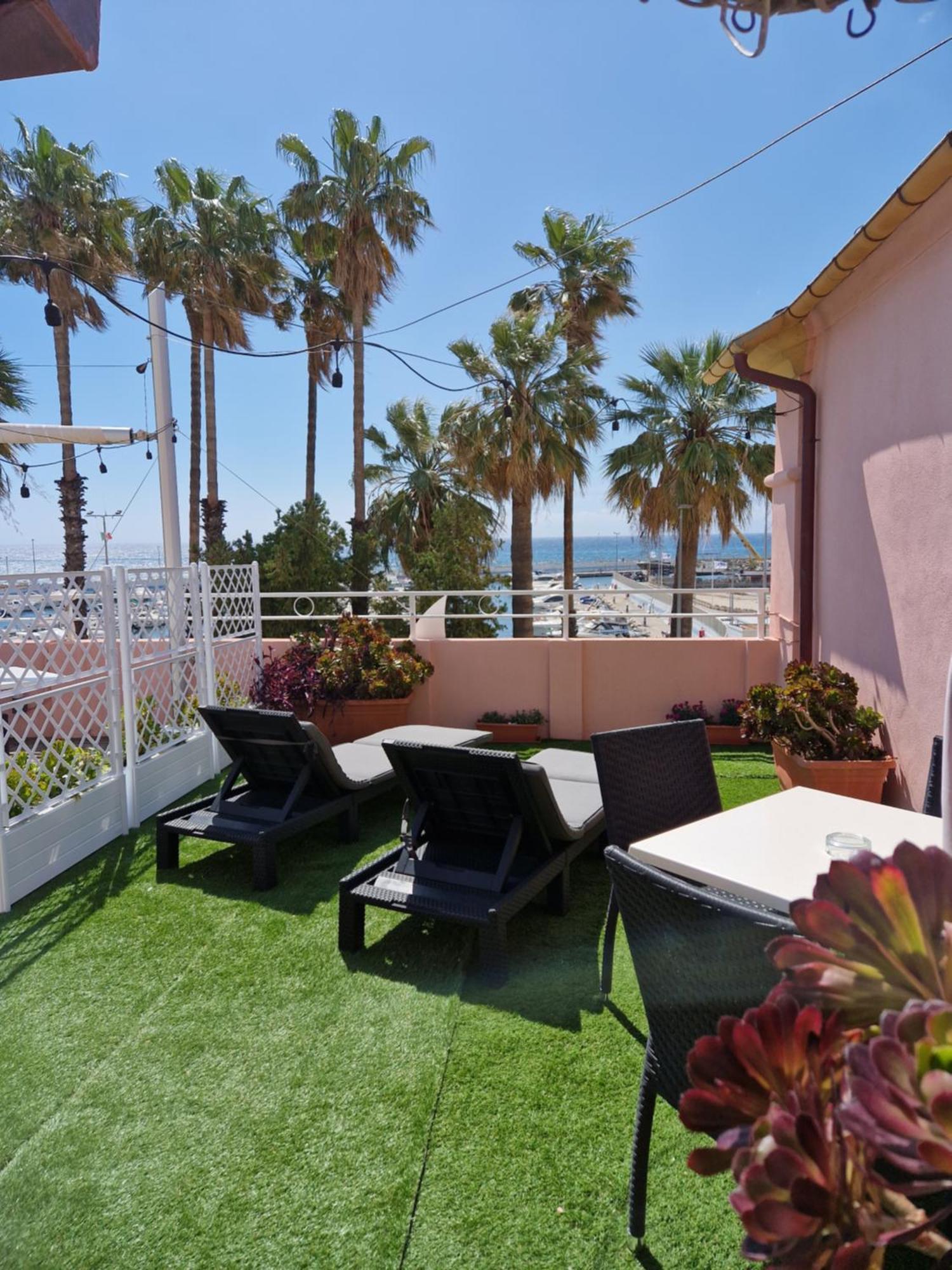 Hotel Vela Bianca H & R Diano Marina Pokoj fotografie