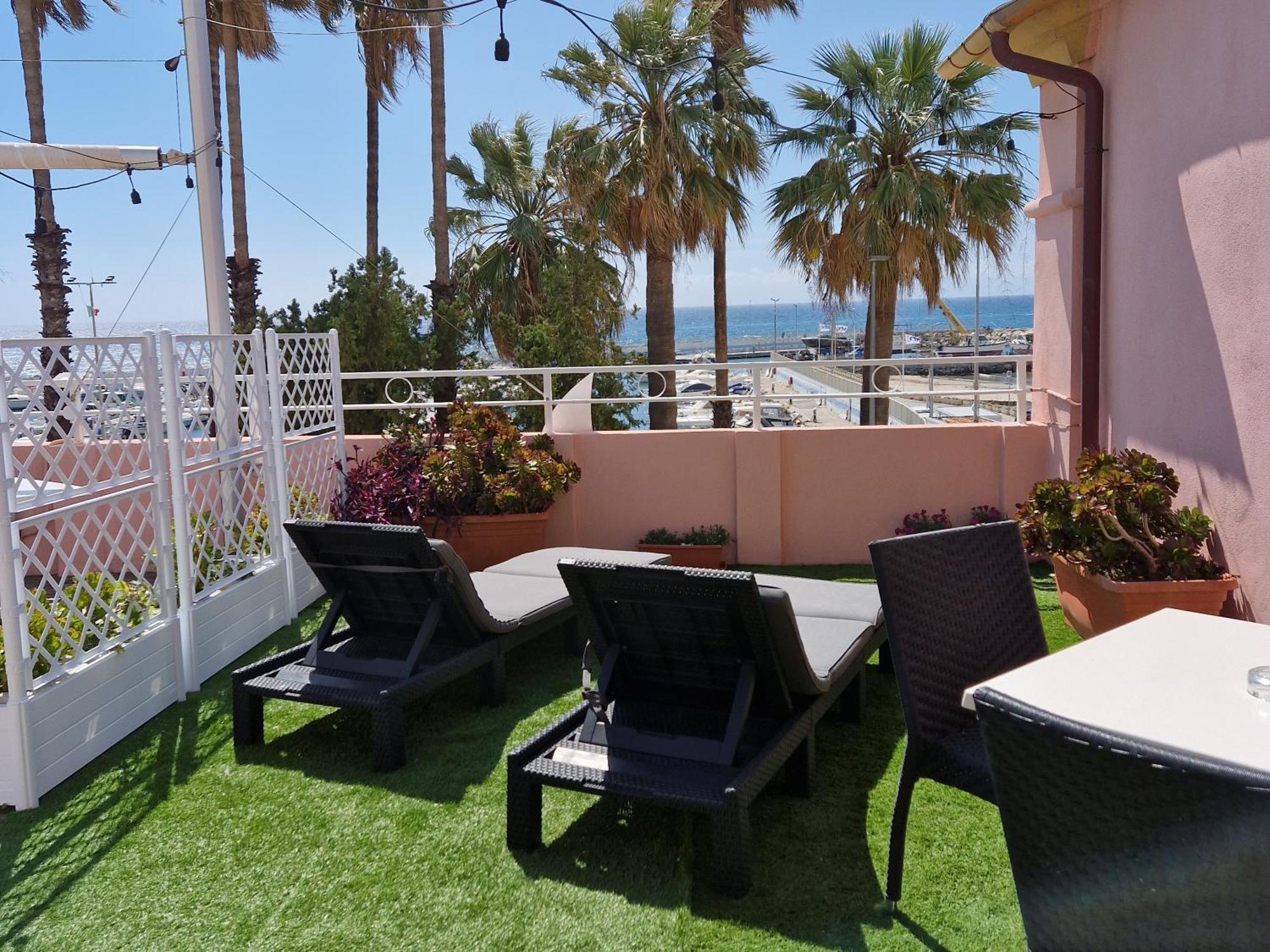 Hotel Vela Bianca H & R Diano Marina Pokoj fotografie